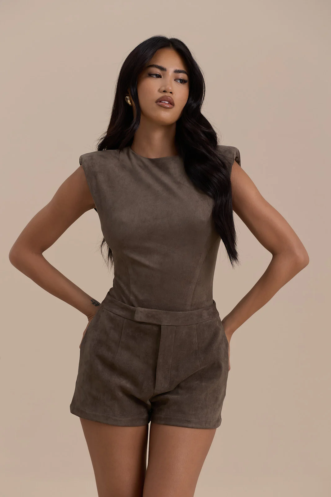 SUEDE SHORTS | DARK TAUPE - Image 8